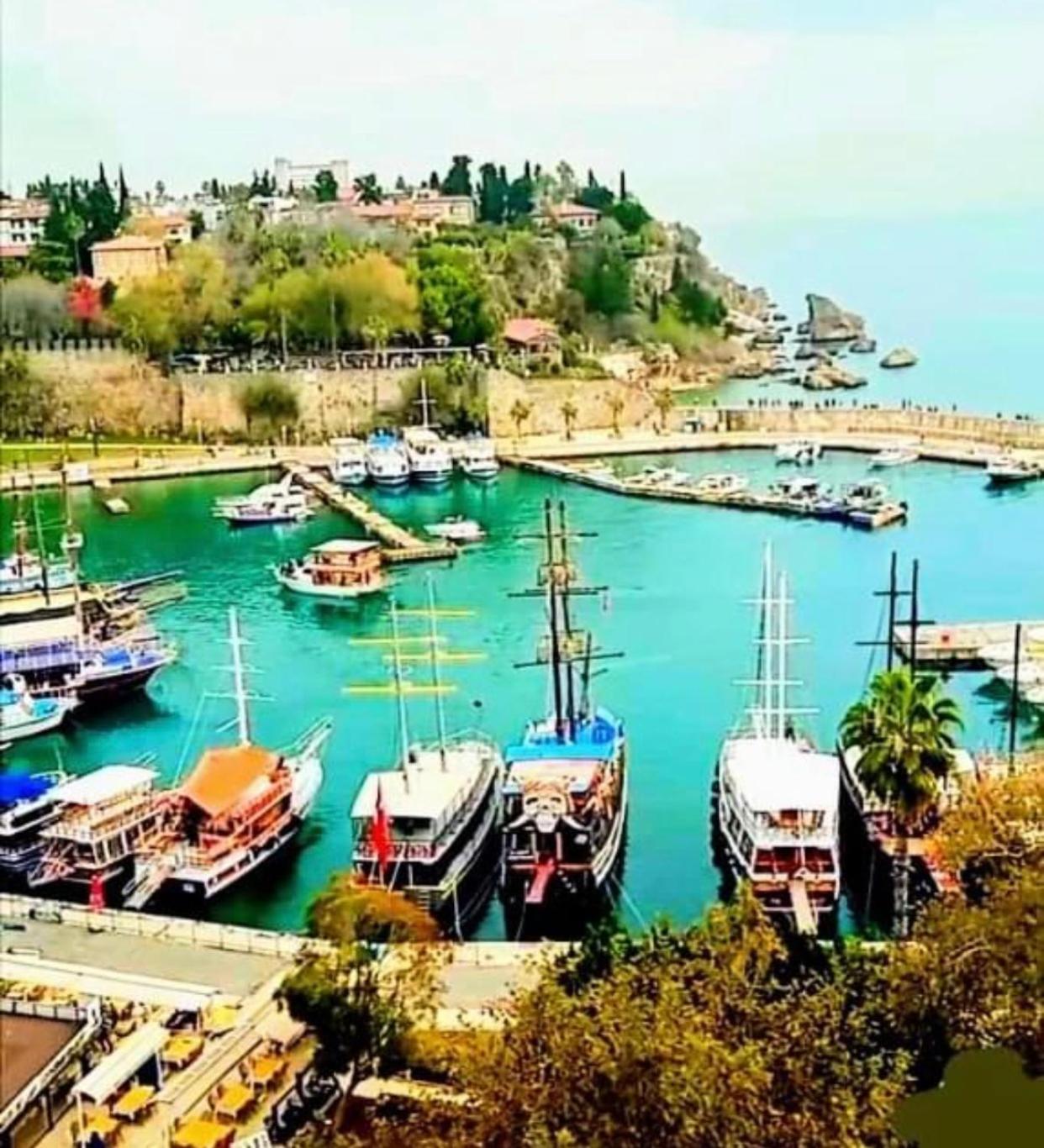 Tarihi Kaleici Muhtesem Dizayn Huzurlu Keyifli Teras Keyifli Oezel Ev Privatunterkunft Antalya