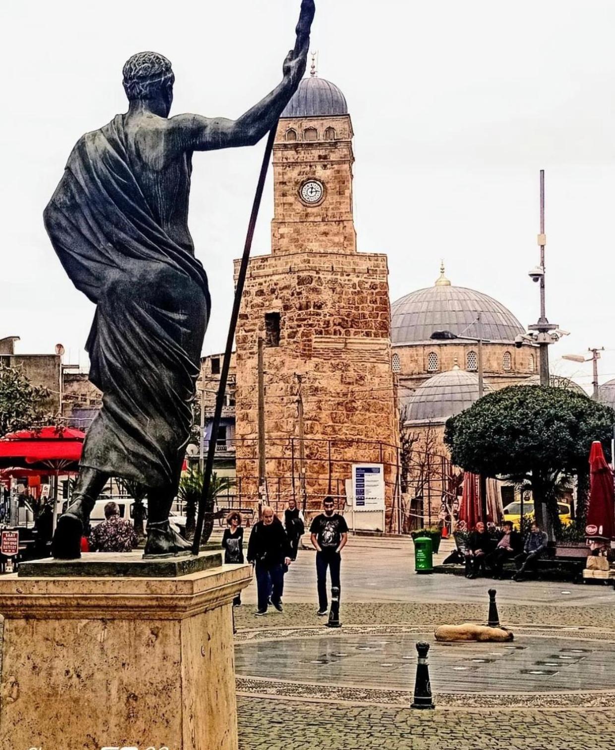 Tarihi Kaleici Muhtesem Dizayn Huzurlu Keyifli Teras Keyifli Oezel Ev