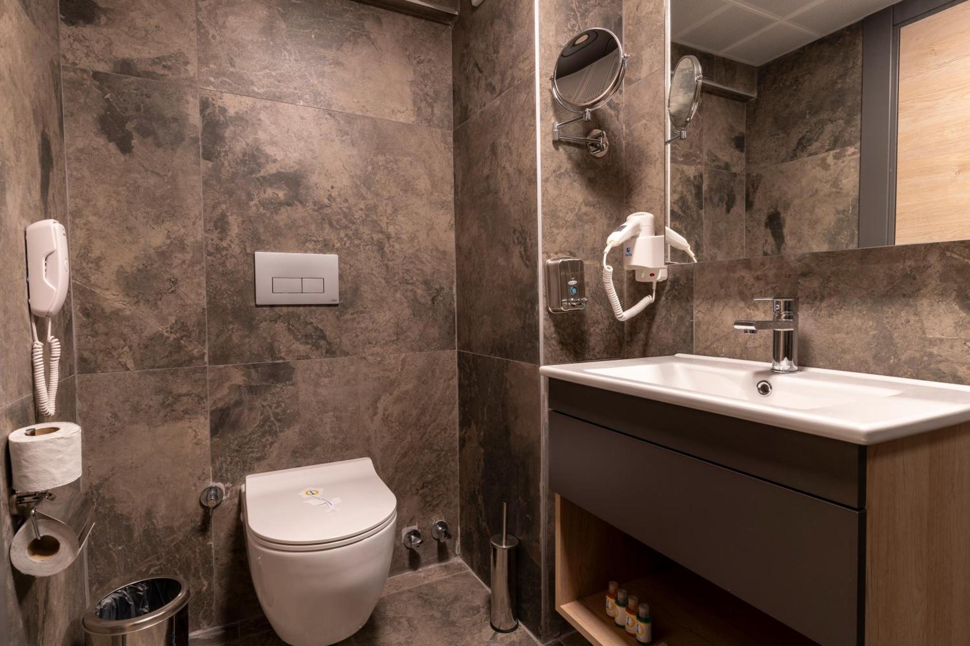 Hotel Irenic