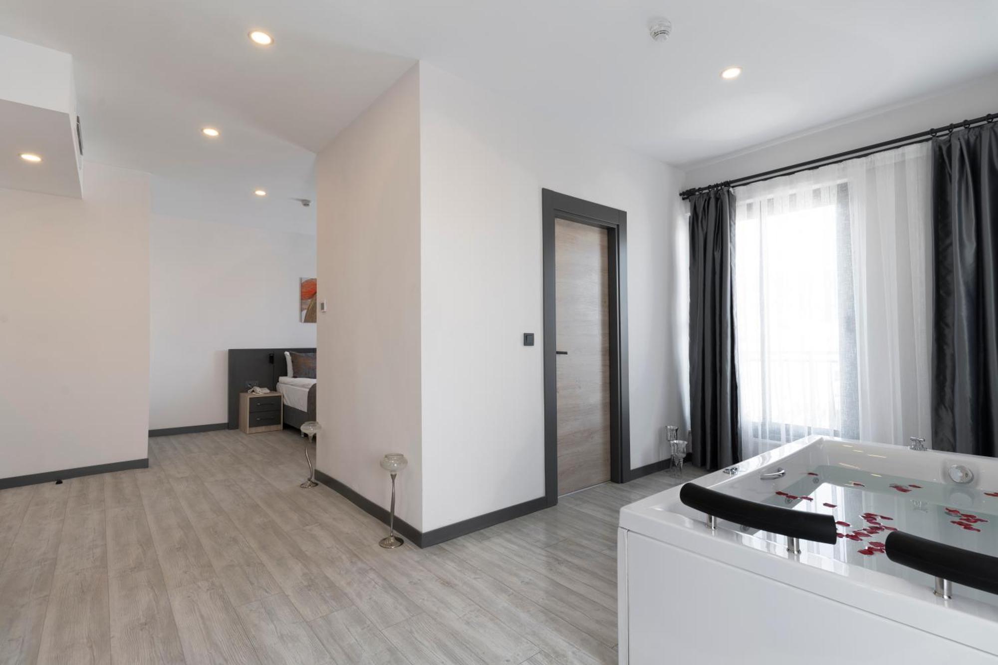 Irenic Hotel