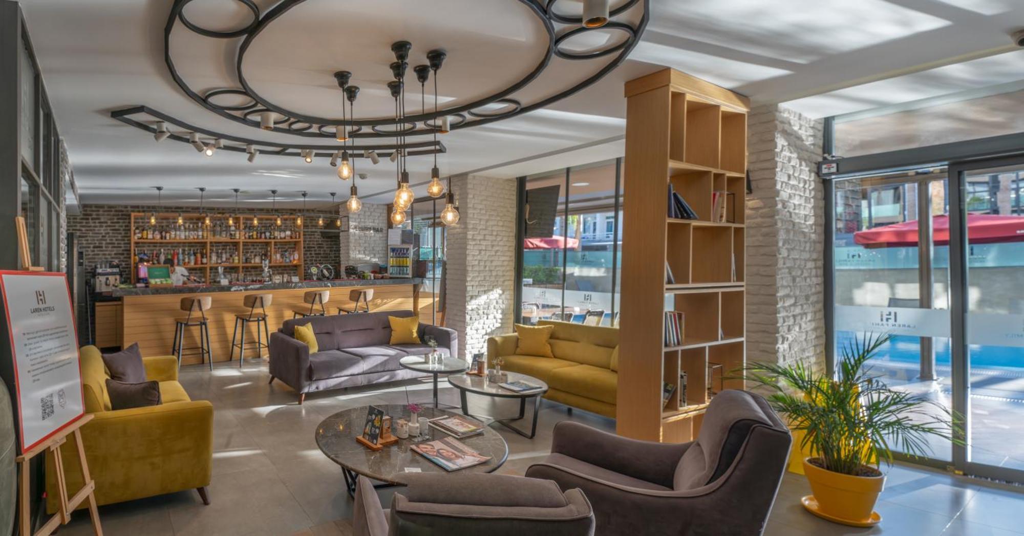 Laren Family & - Boutique Class Hotel