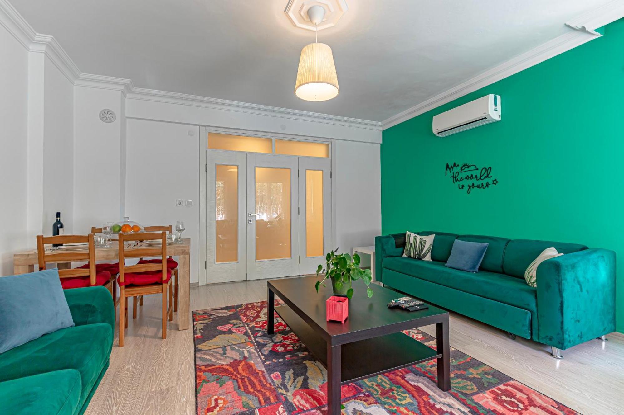 Melissas Lara Apartment