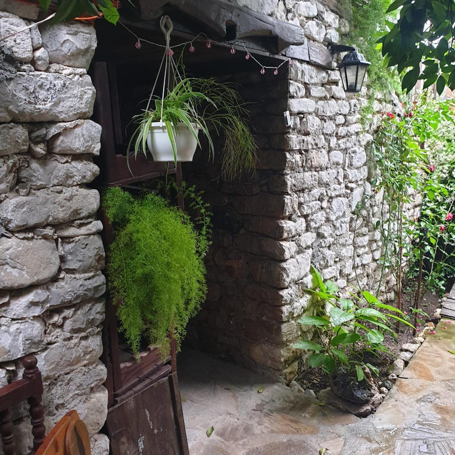 Pansiyon Demeter Rose Stonehouse Pansion Antalya