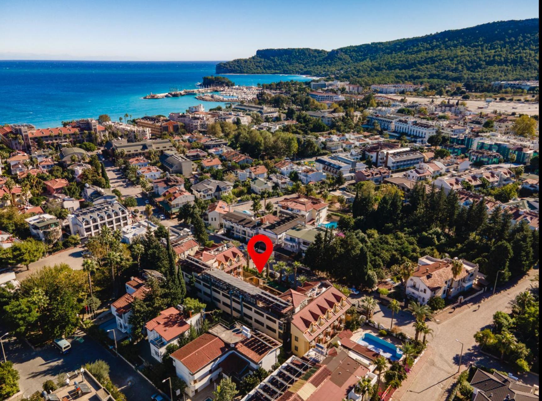 Hotel Astoria Park & 4*