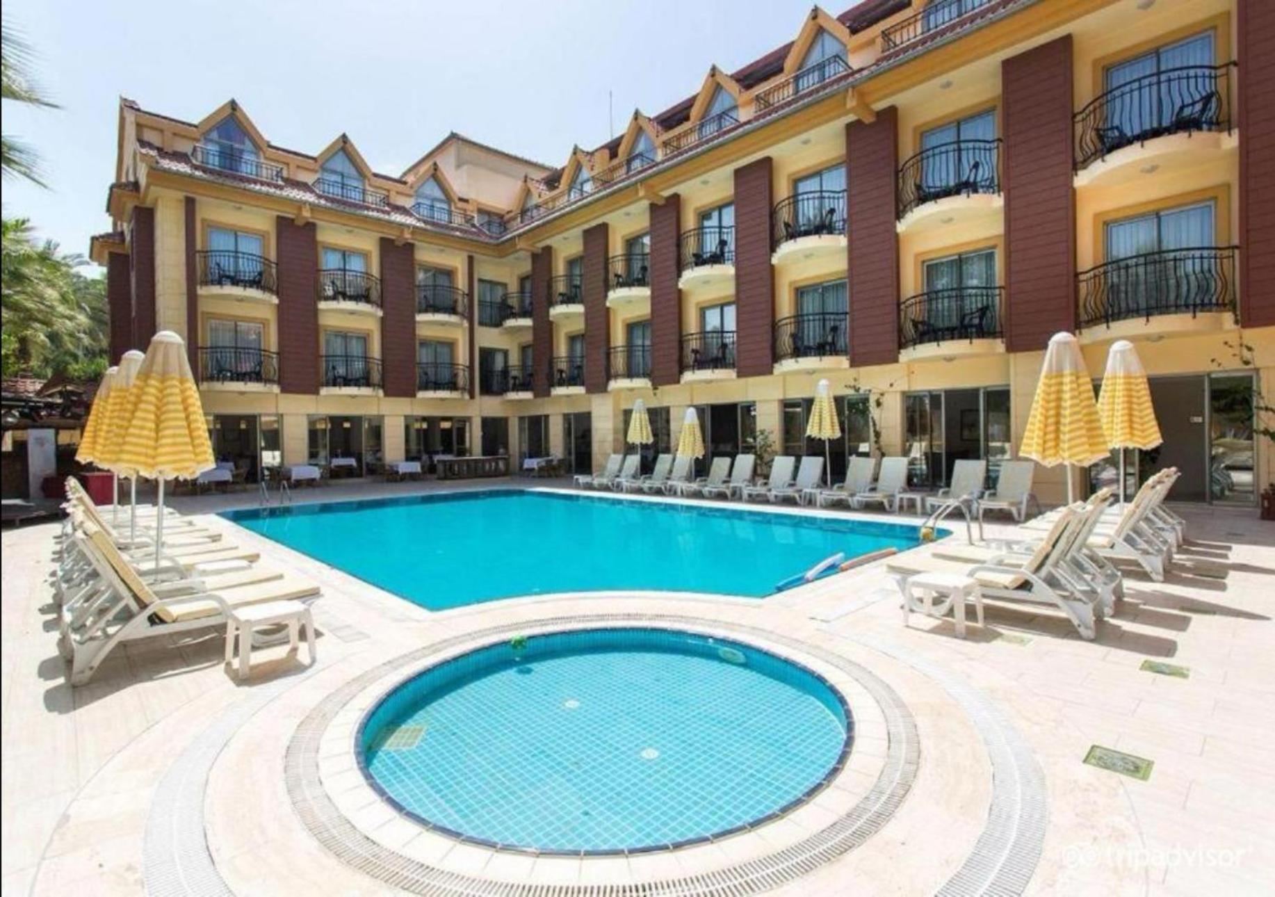 Hotel Astoria Park & 4*