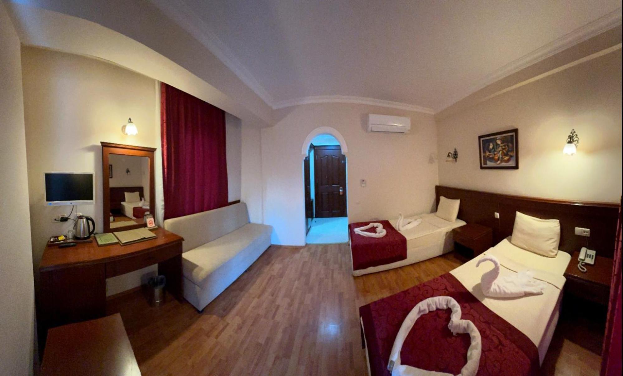 Hotel Astoria Park & 4*