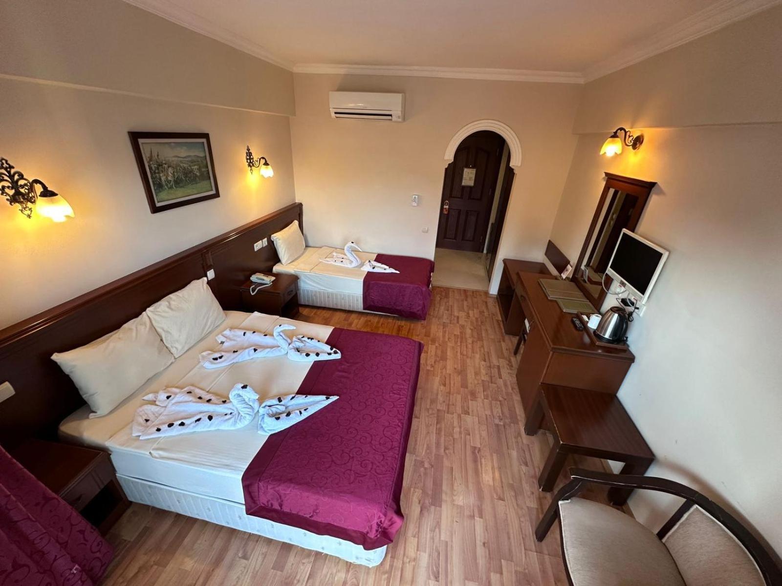 Hotel Astoria Park &