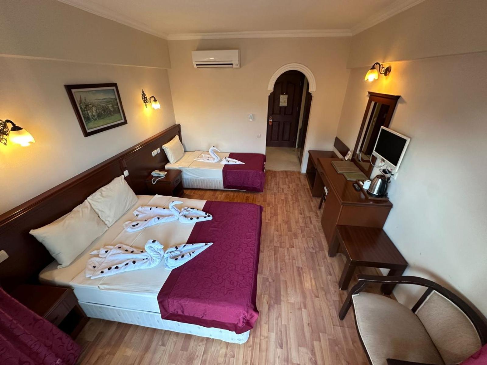 Astoria Park & 4* Antalya