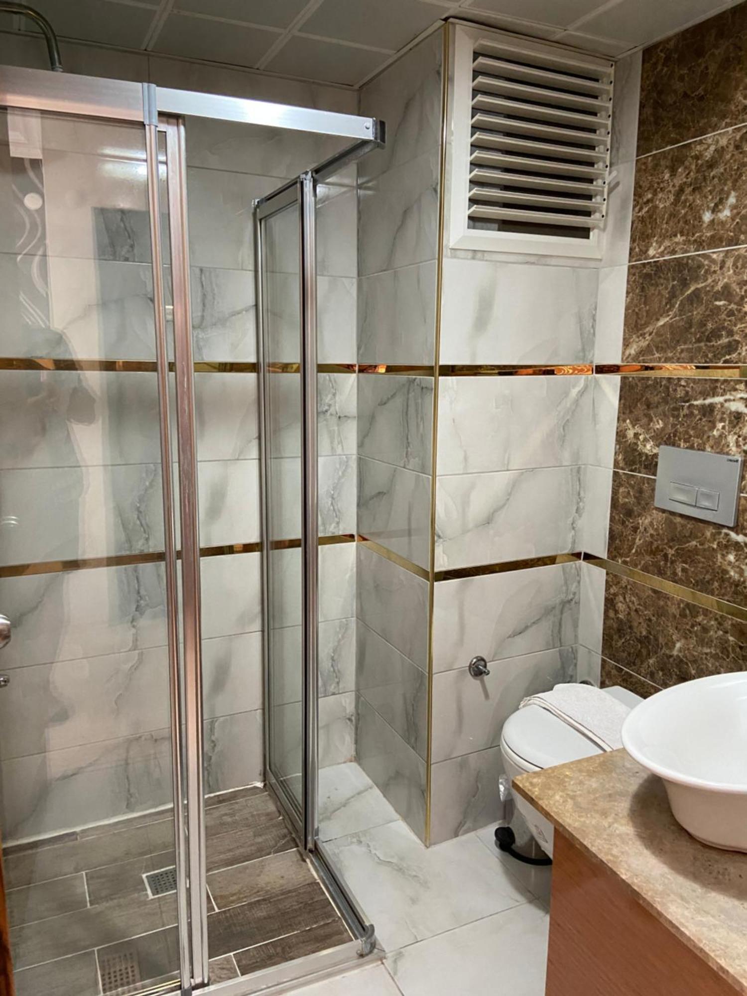 Serenity Hotel 3*