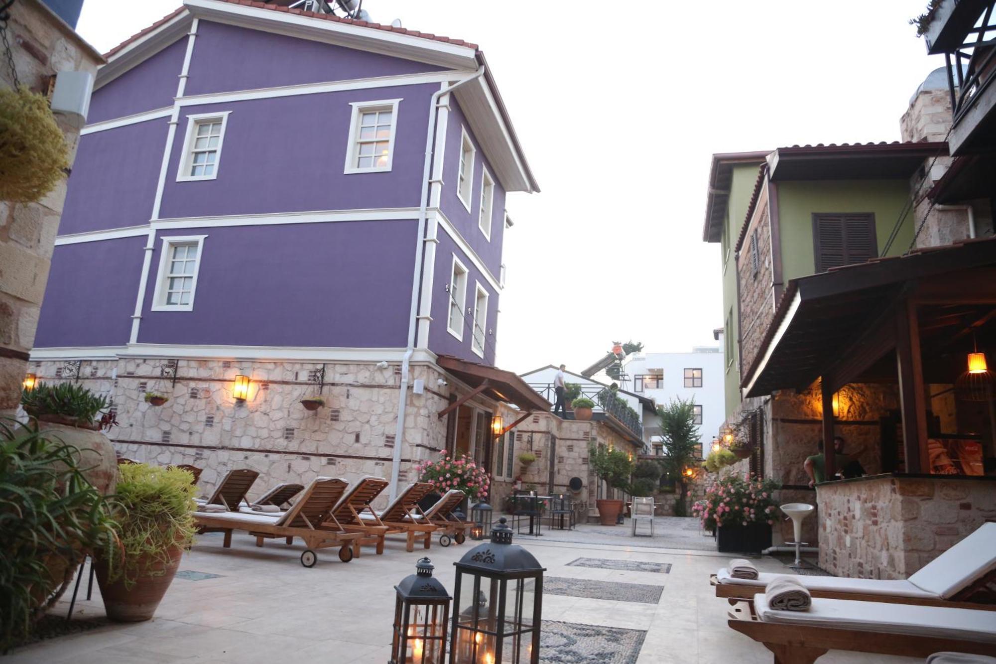 Chic Garden Flat With Patio Near Hadrian's Gate *