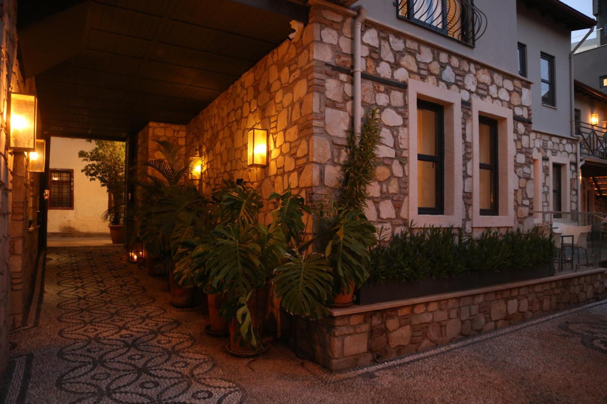 Chic Garden Flat With Patio Near Hadrian's Gate Appartement *