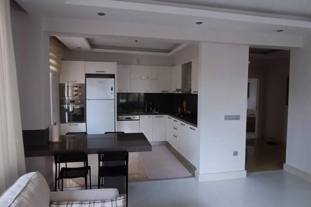 Lara'da Modern Bir Vaha Appartement Antalya