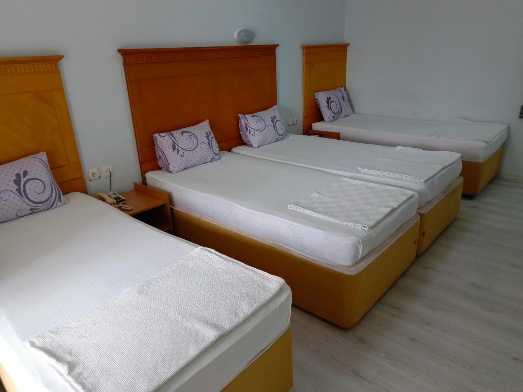 Hotel Begumhan *
