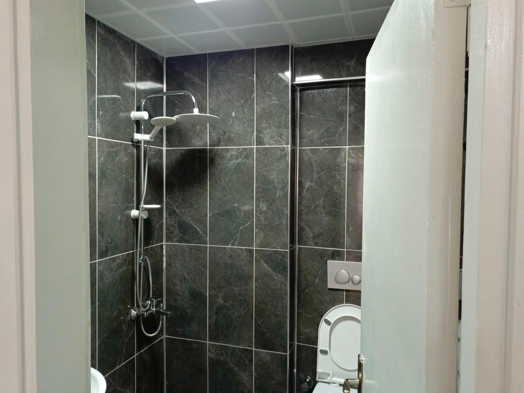 Begumhan Hotel *