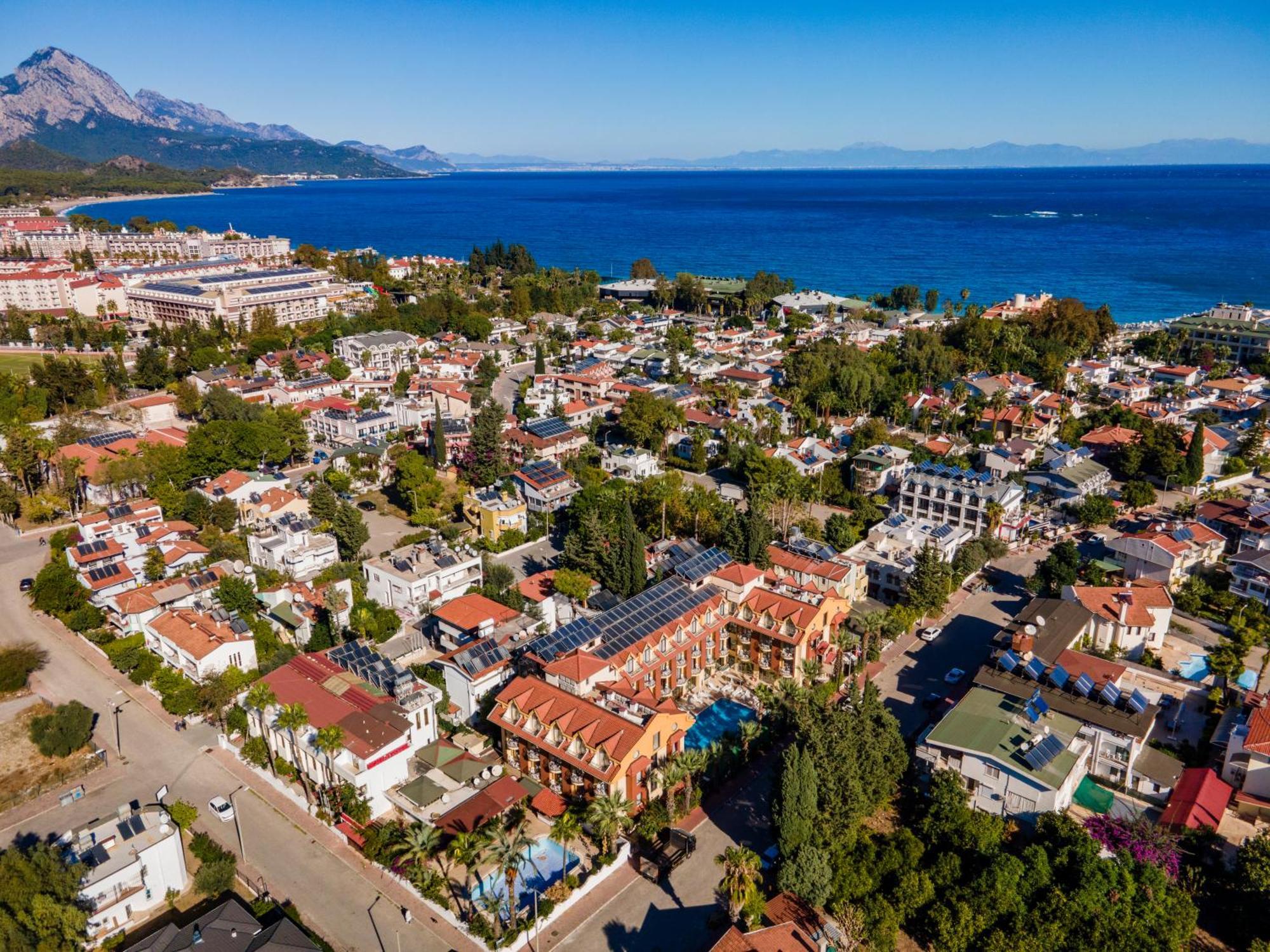 Astoria Park & 4* Antalya