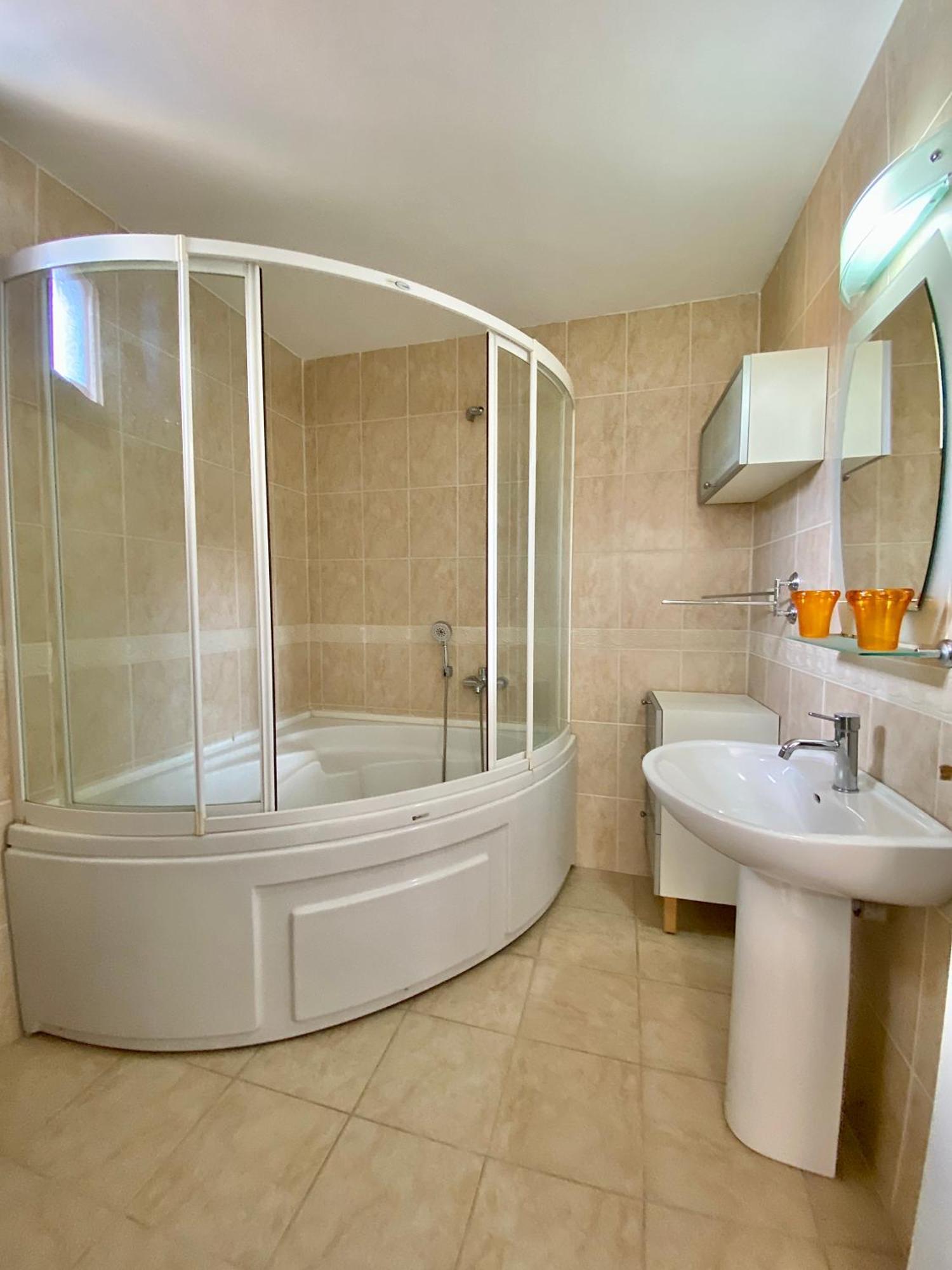 Attalos Villa *