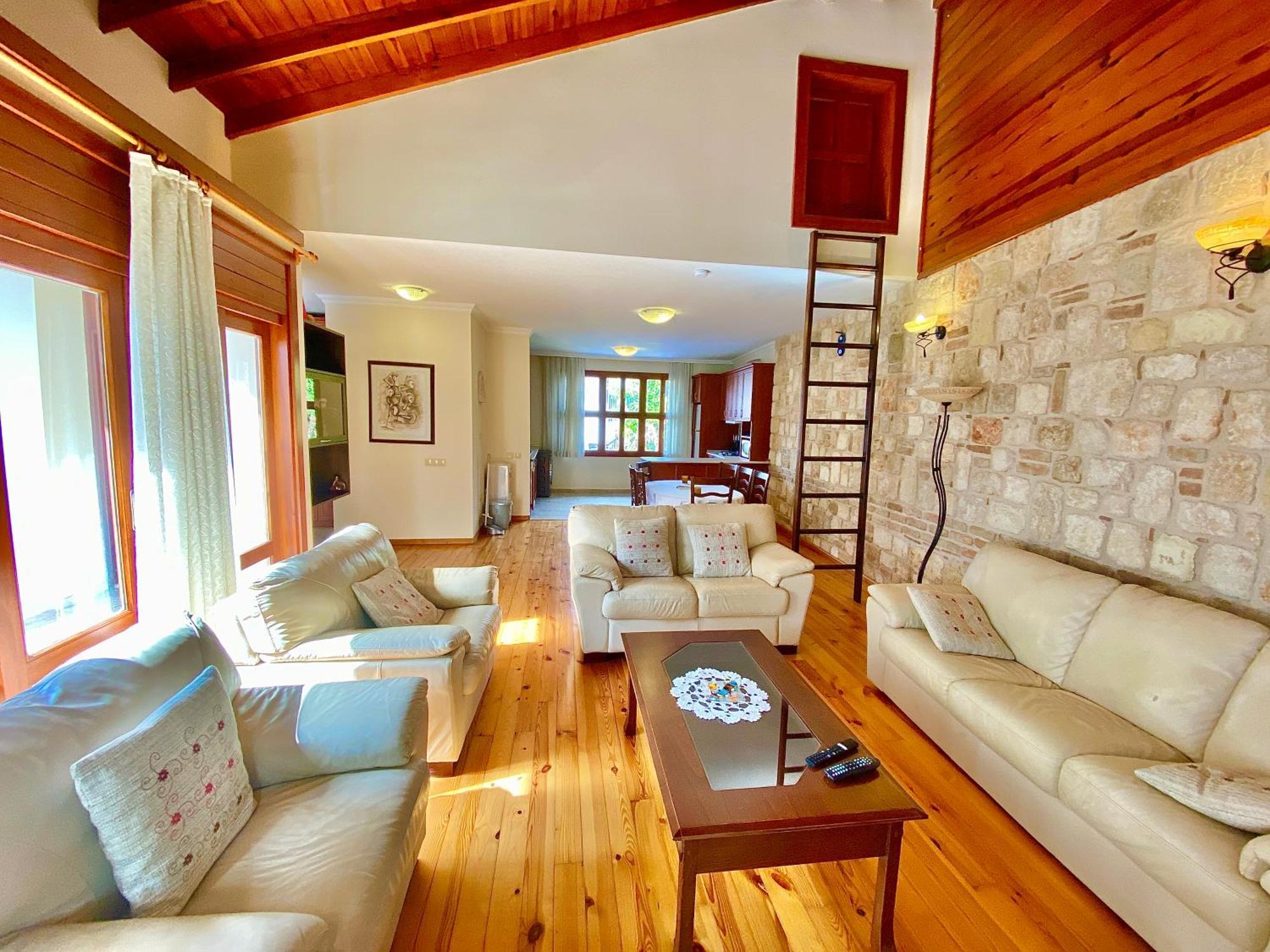 Villa Attalos