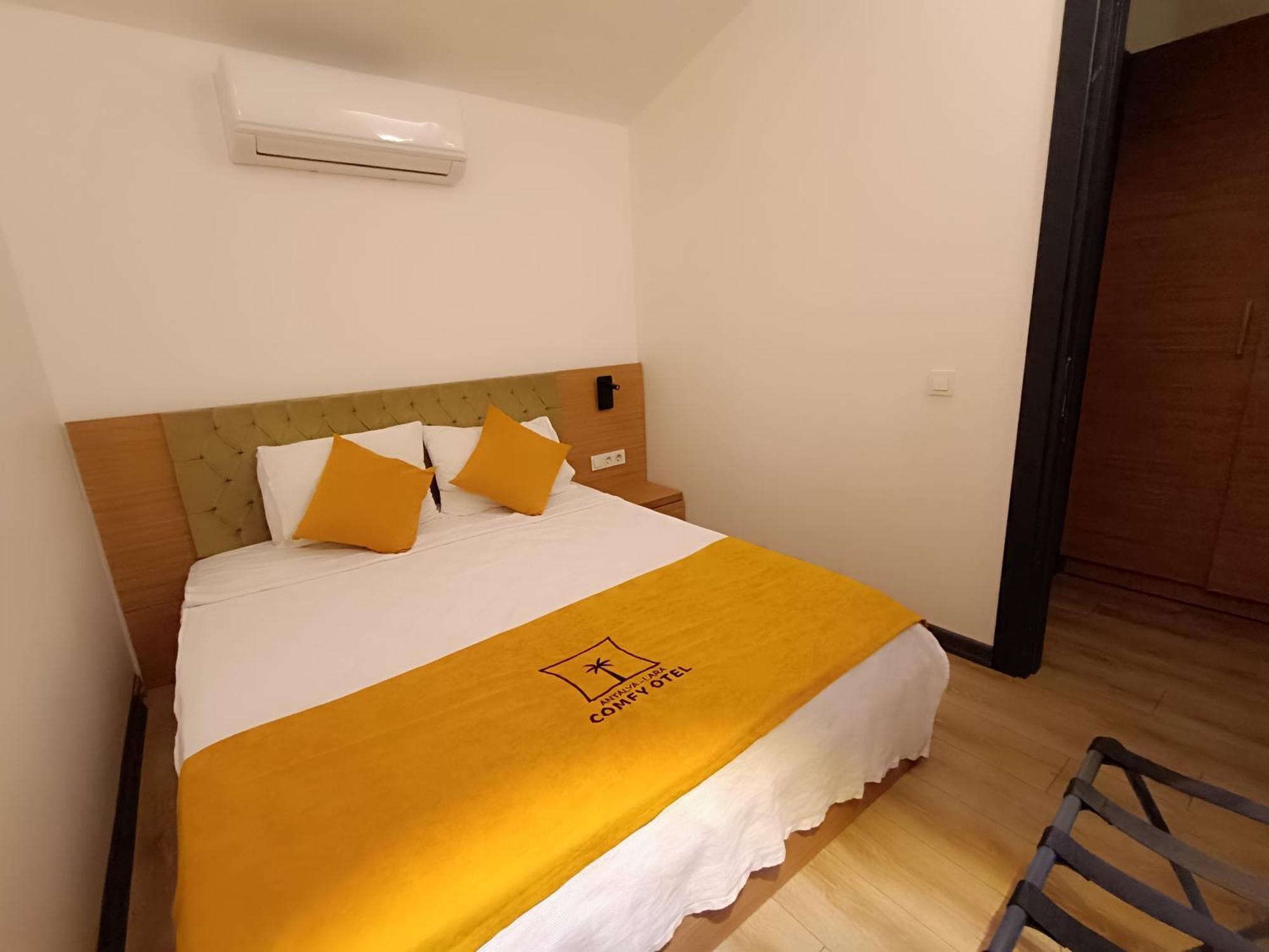 Comfy Lara Hotel *