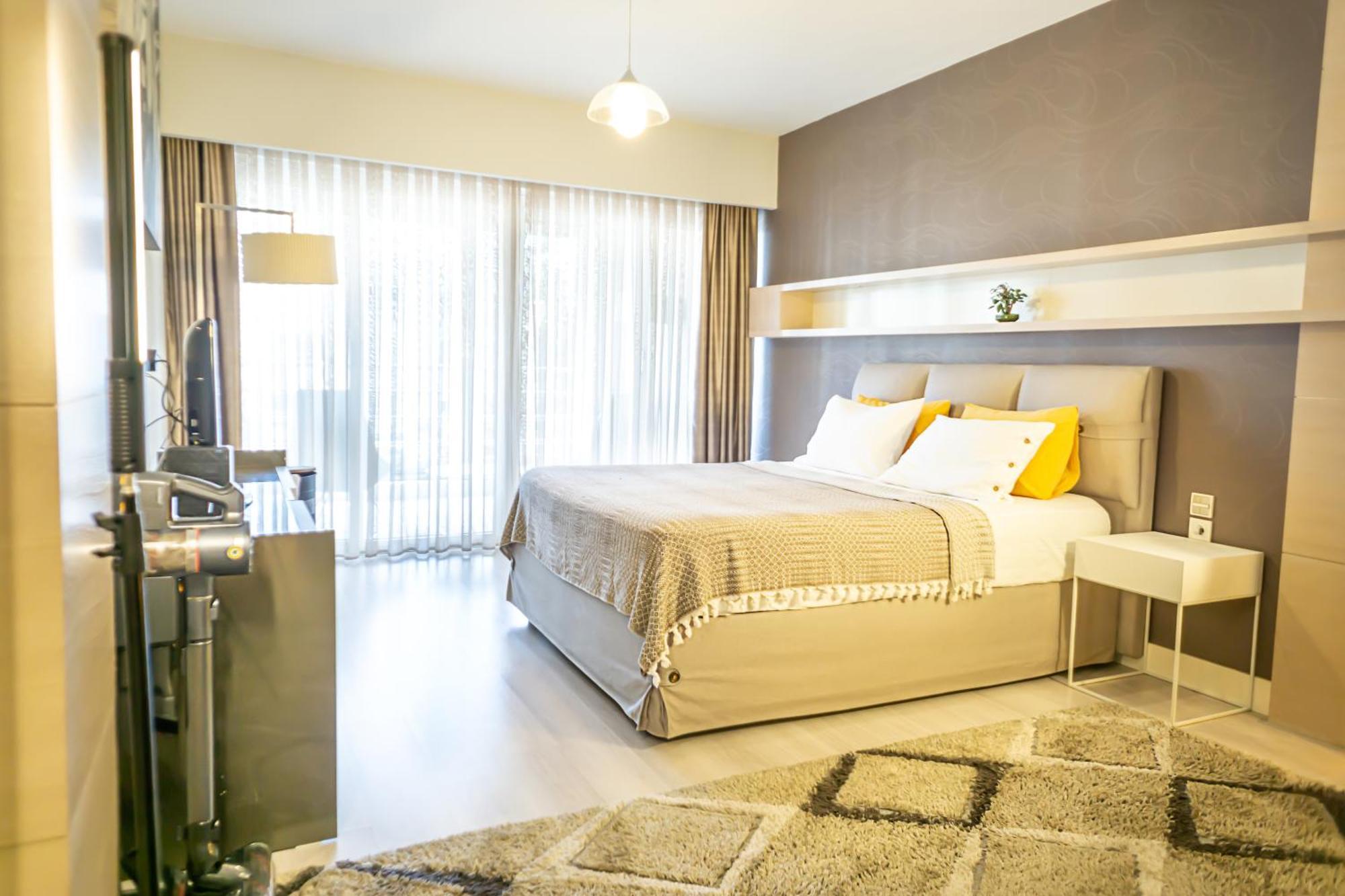 Downtown Oasis - Spacious Modern 3-br Flat Near Beachpark Appartement