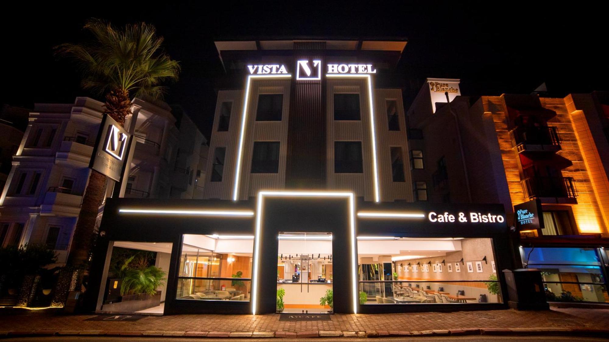 Otel Lara Vista Suits & Spa *
