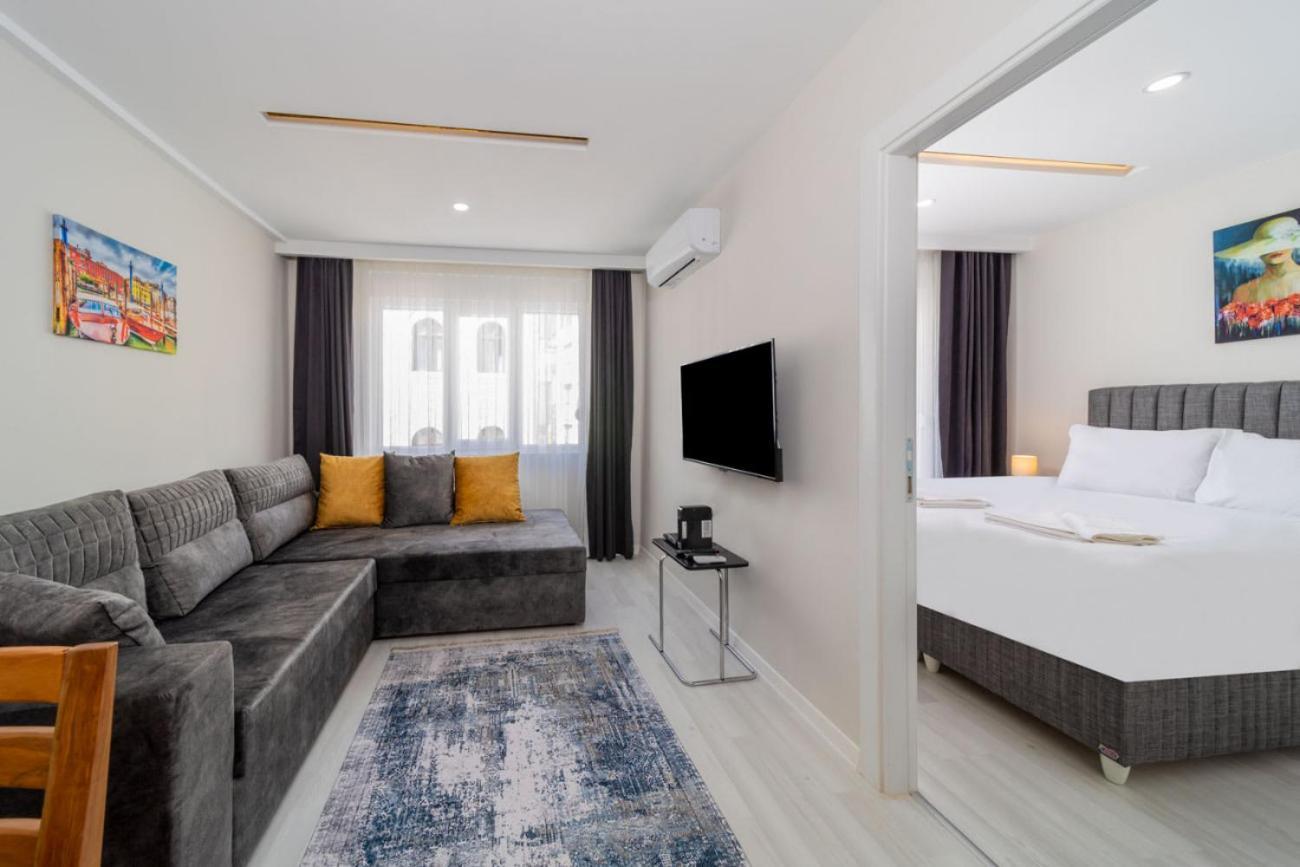 Apartment Lovely With Central Location Walking Distance To Beach In Muratpasa, Antalya