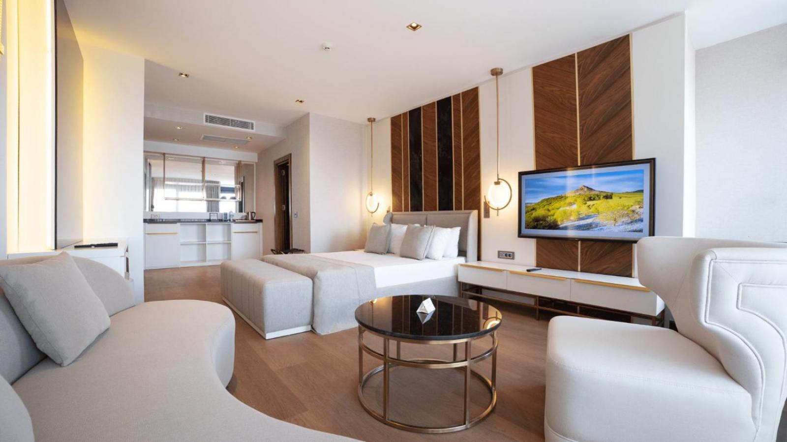 Lara Vista Suits & Spa Otel *