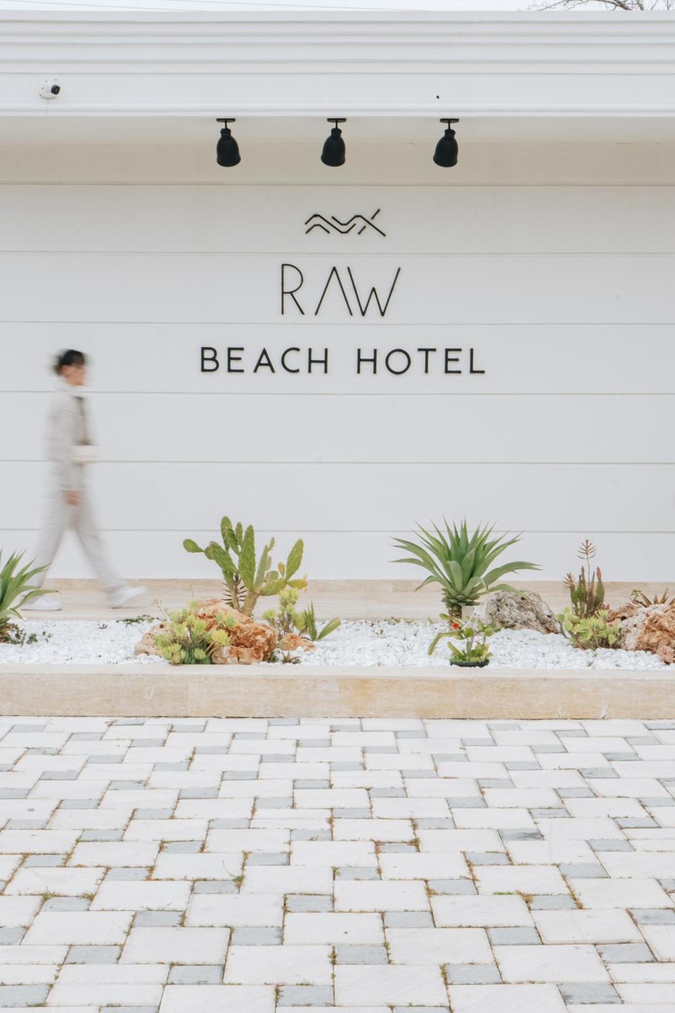 Raw * Antalya