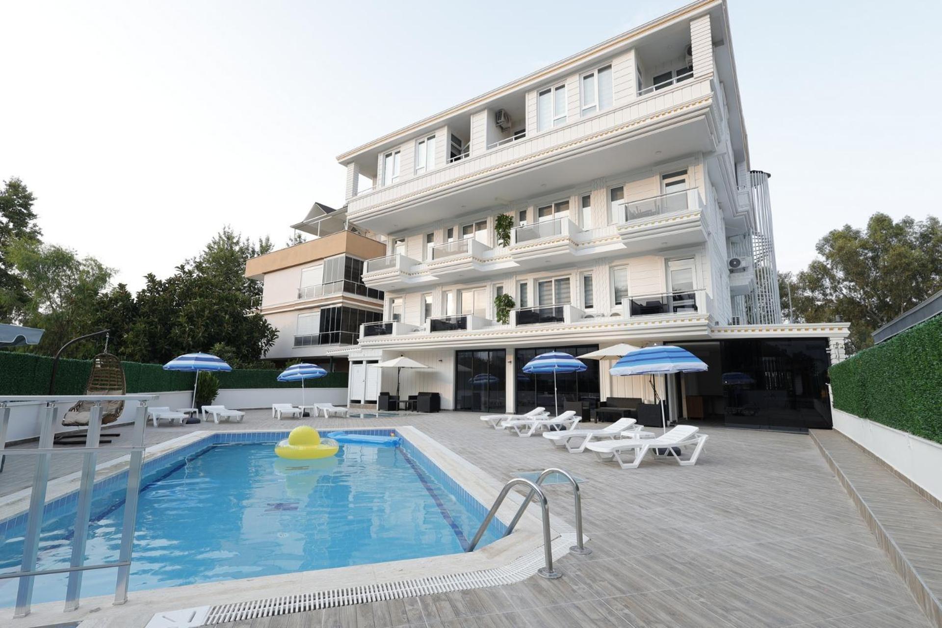 Mira Otel