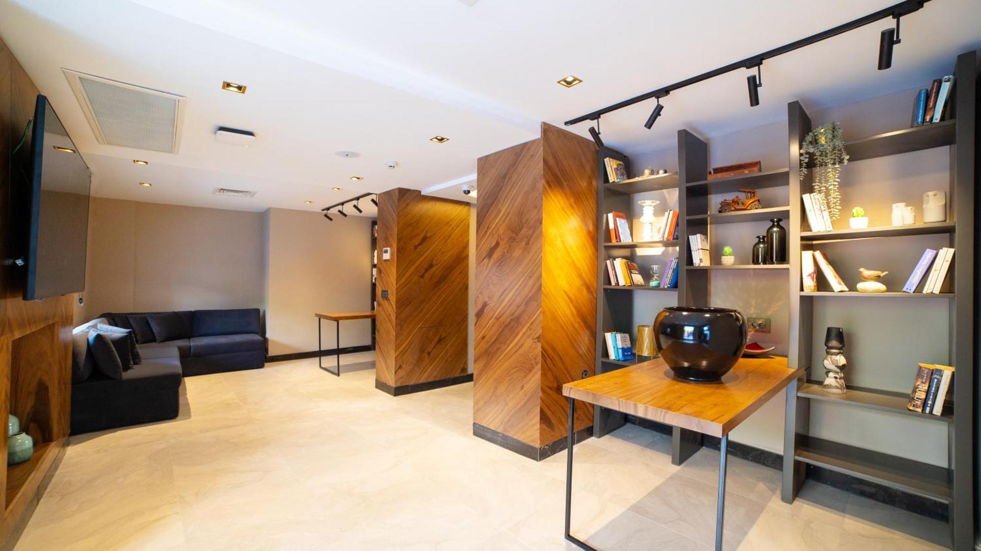 Lara Vista Suits & Spa Otel *