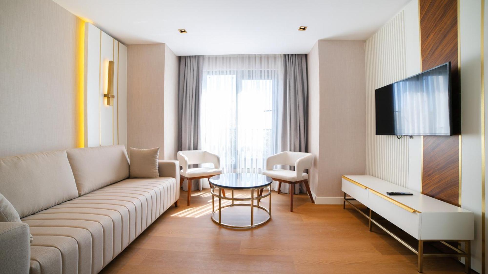 Lara Vista Suits & Spa Otel *