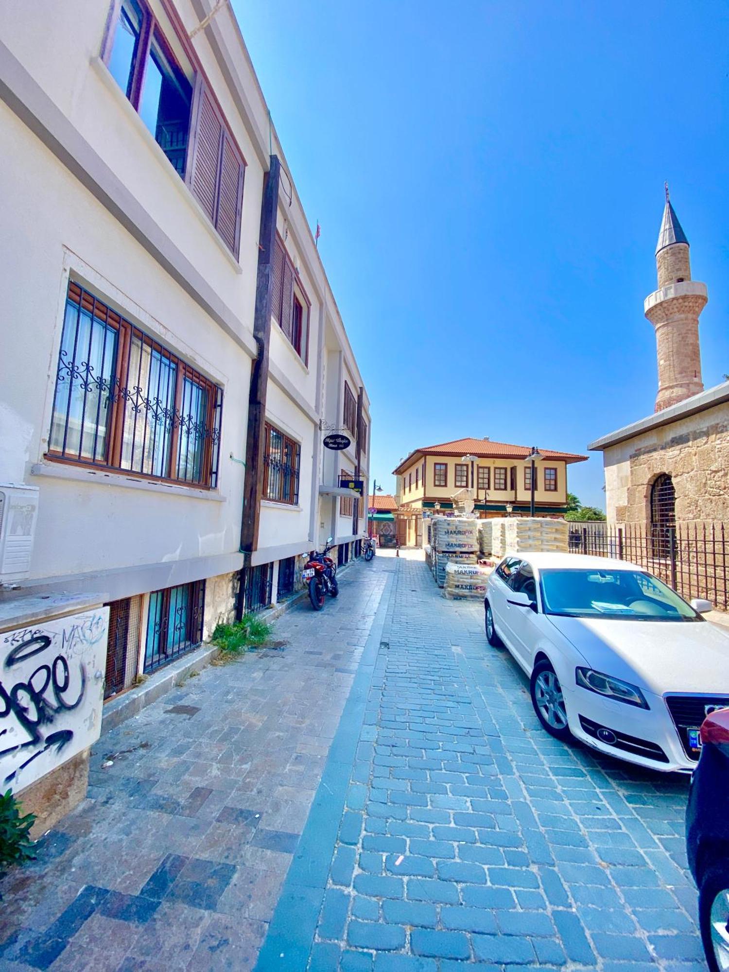 Kesik Apartment *
