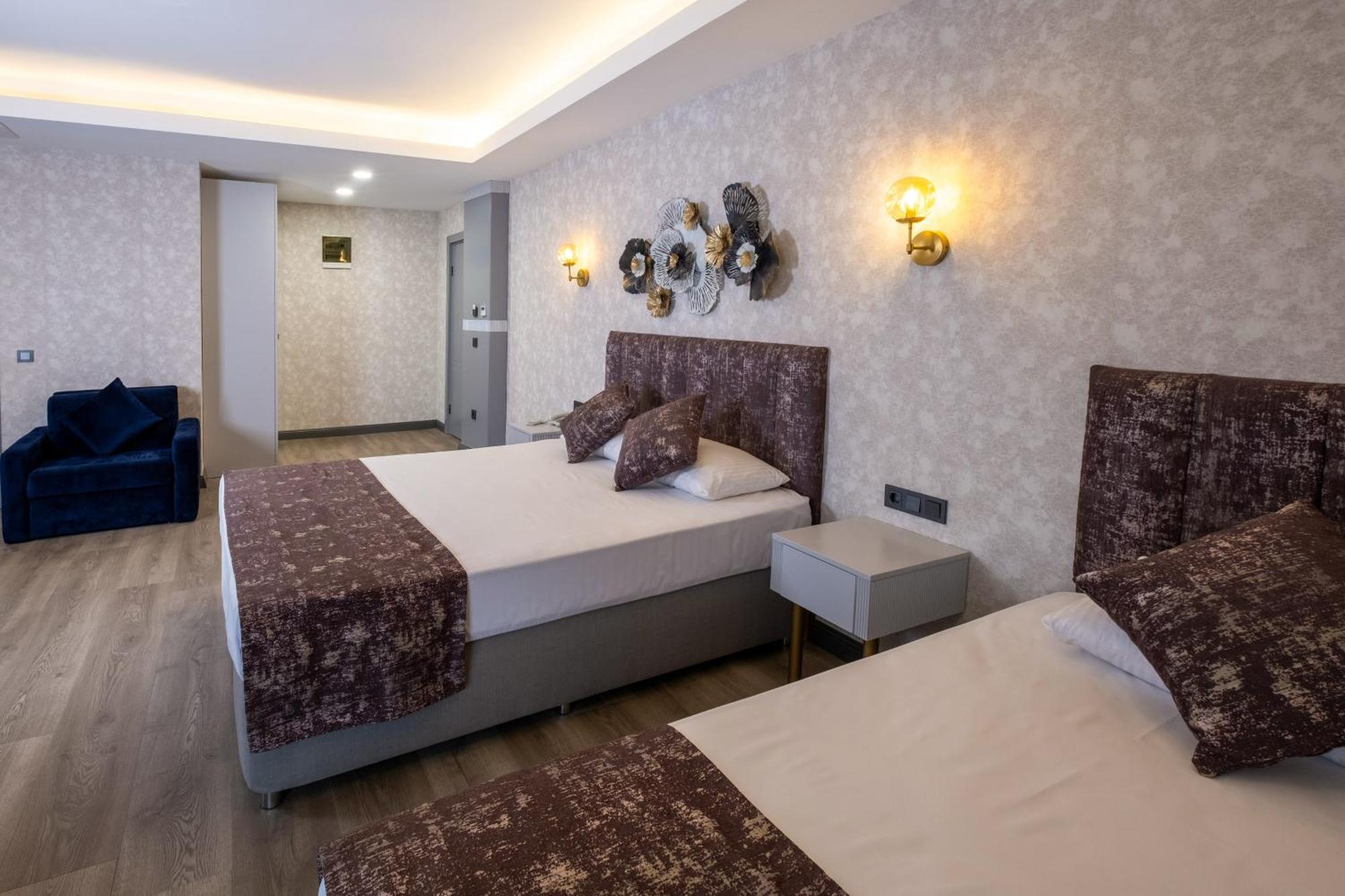 Hotel Avion *
