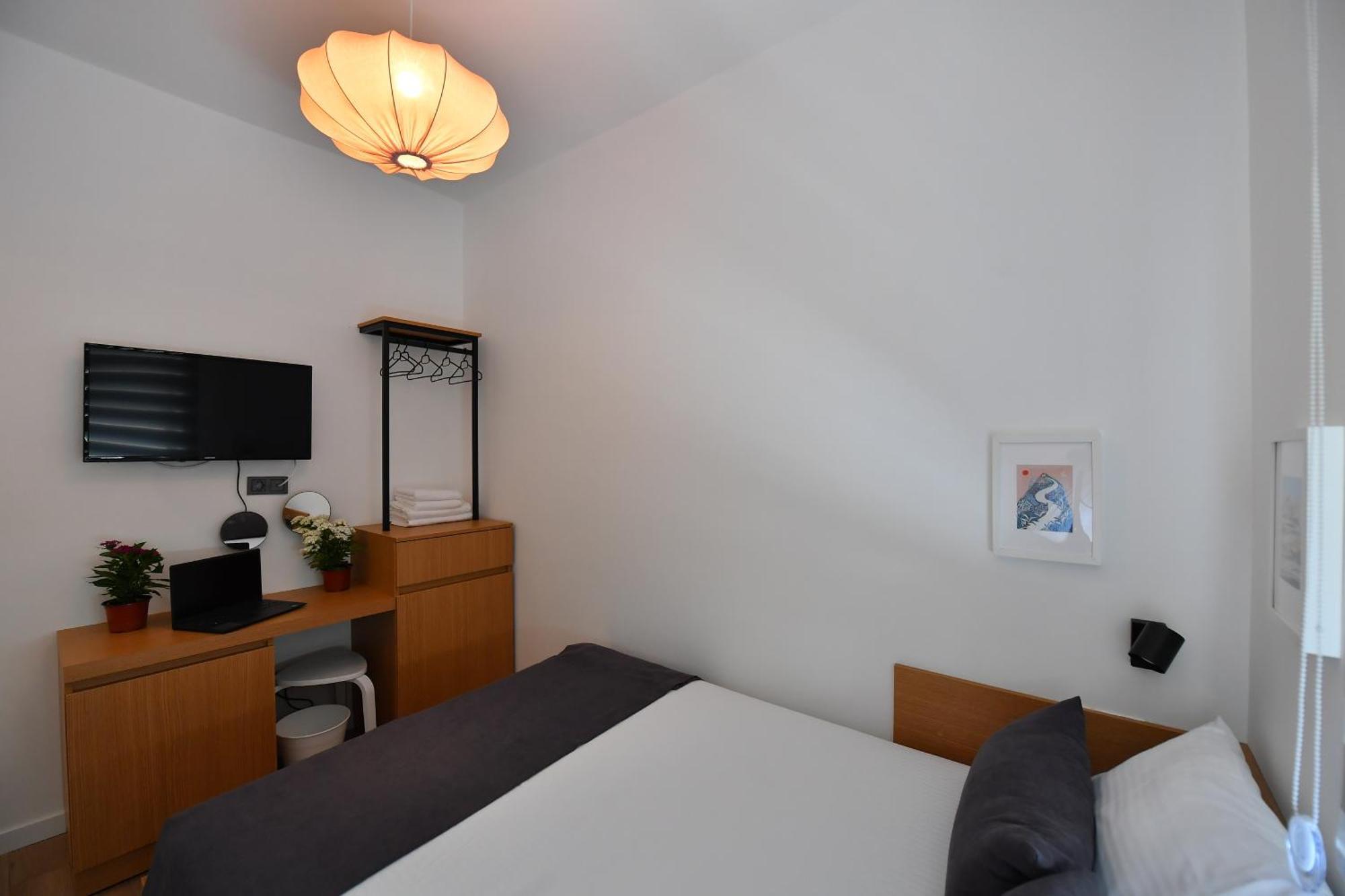 Otel Italic