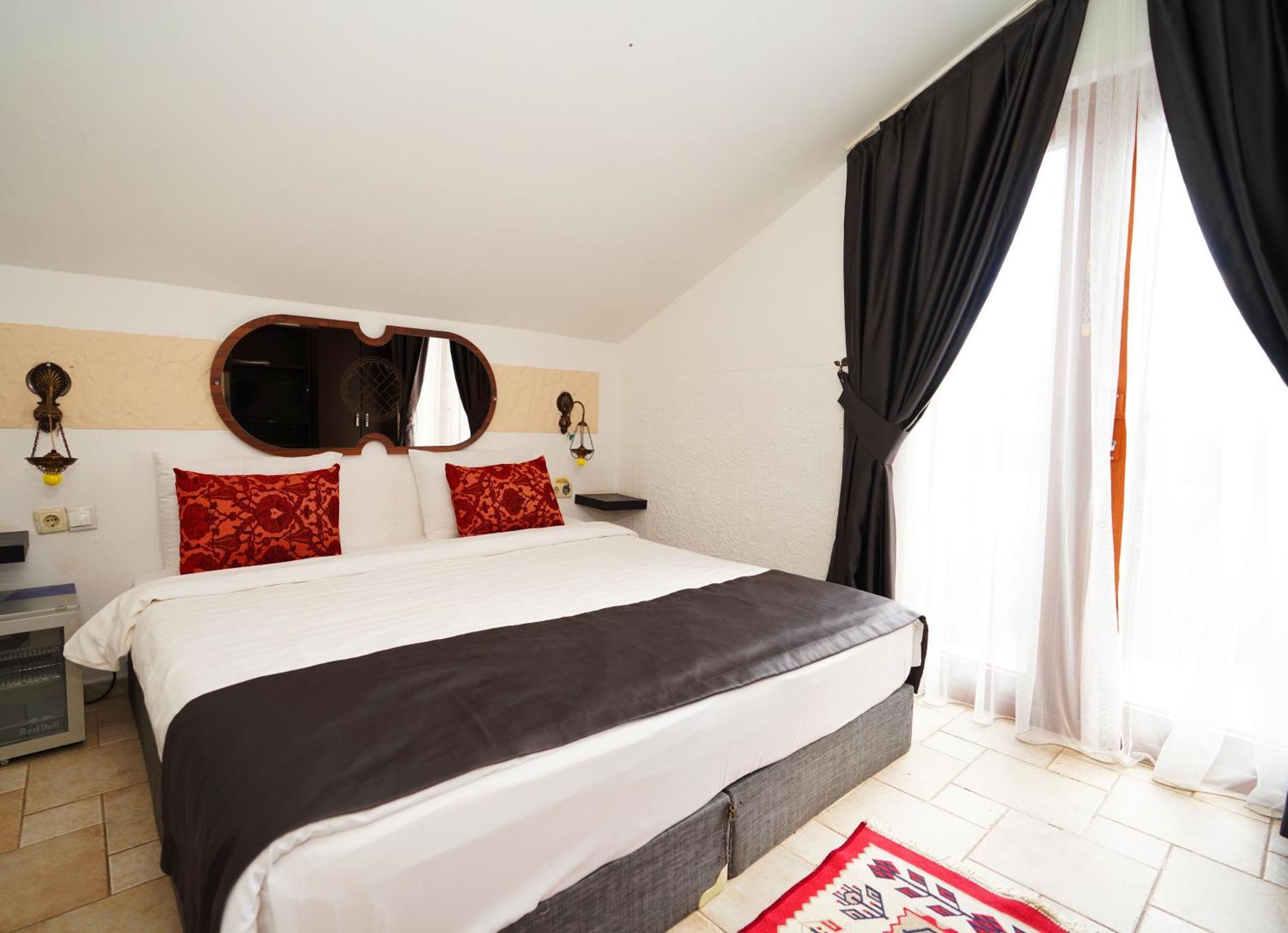 Otel Cicerone 4*