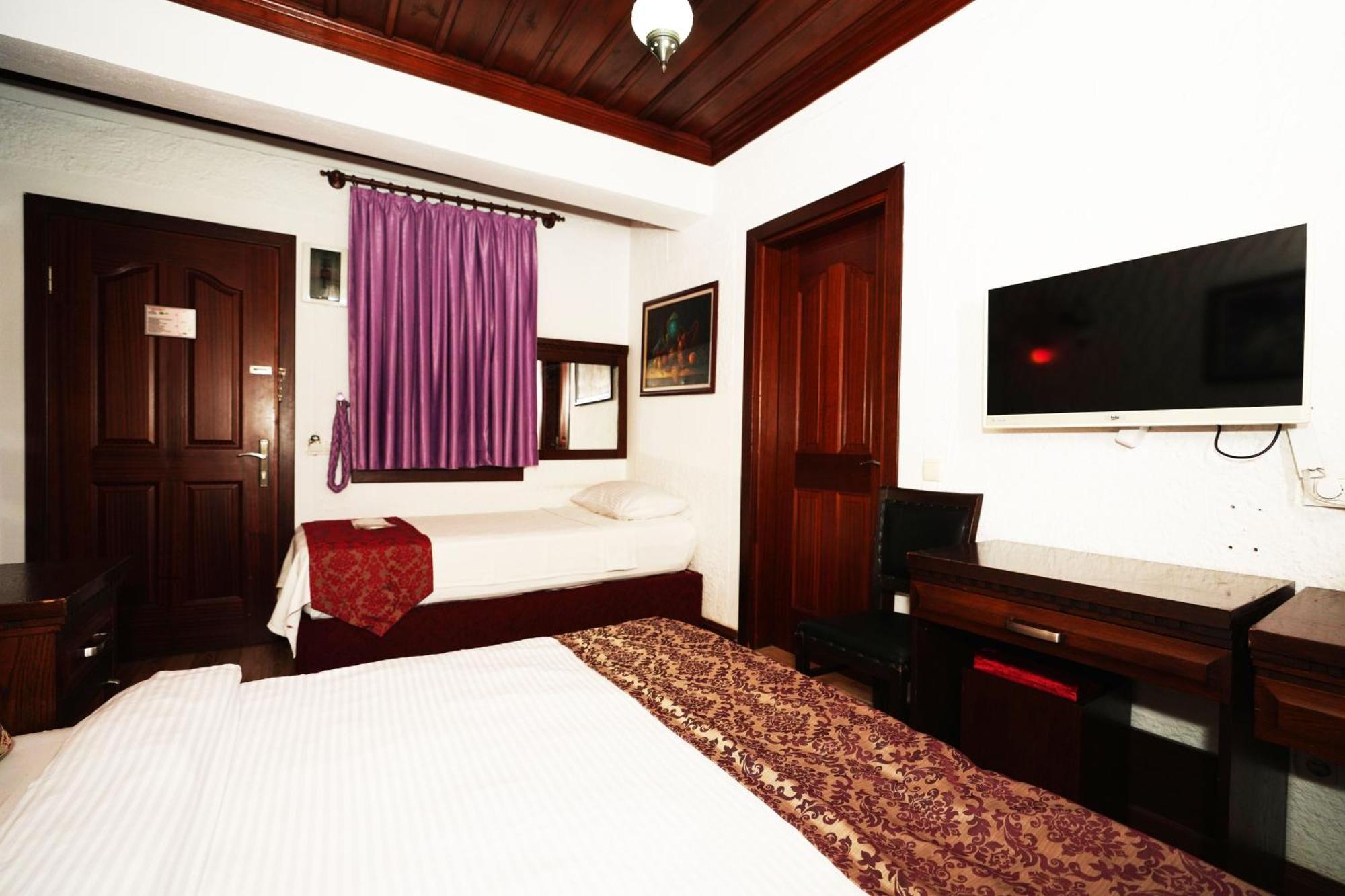 Cicerone Otel 4*