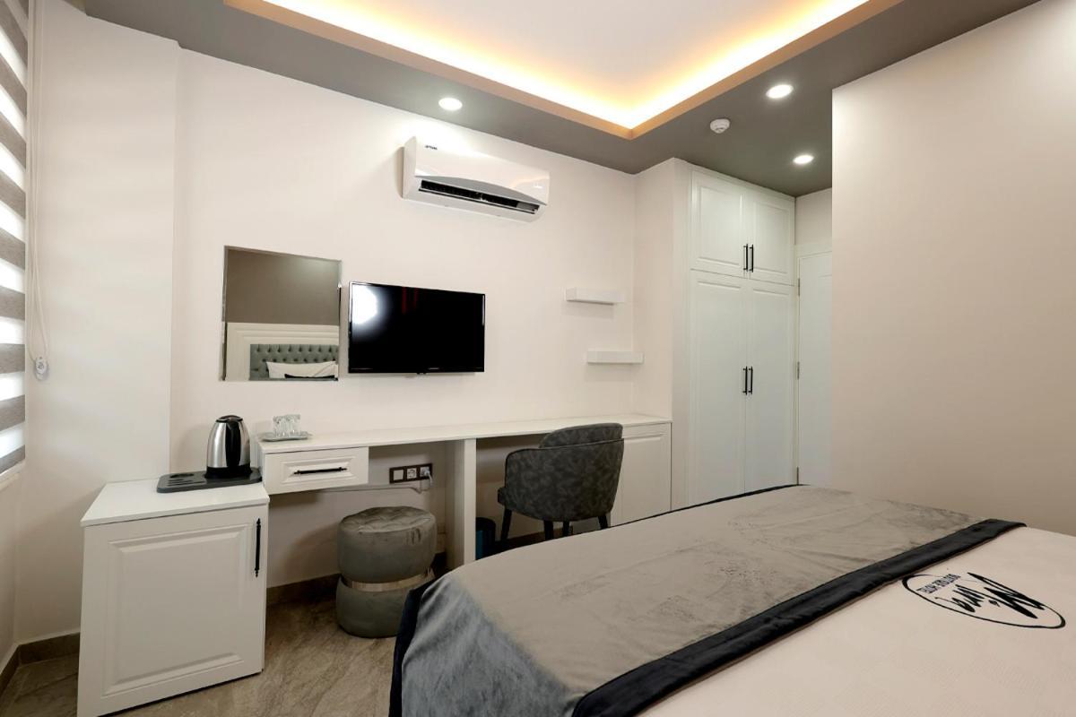 Mira Otel