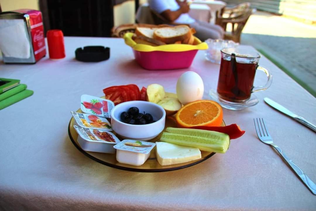 Dedehan Hotel