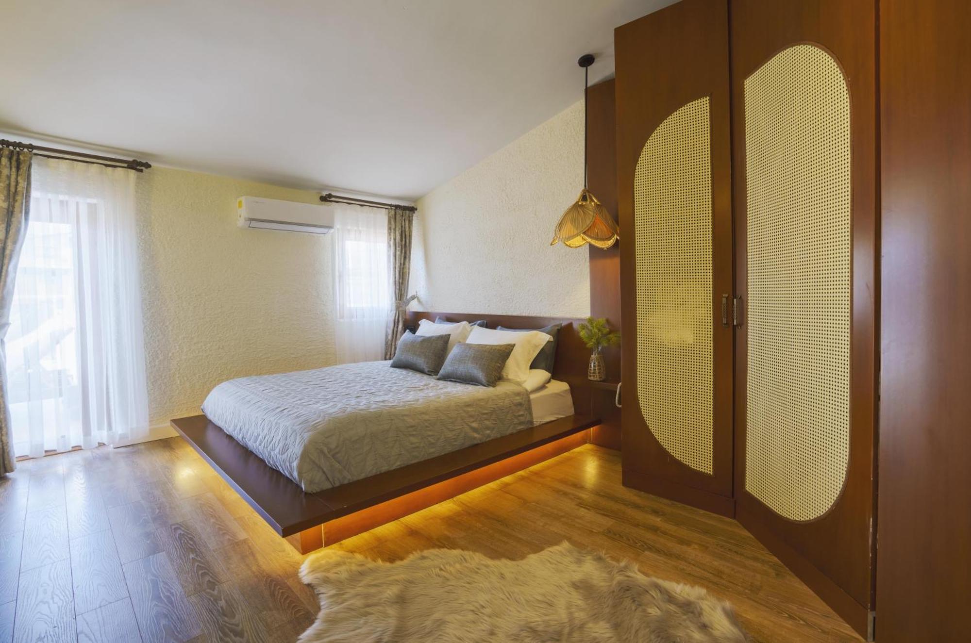 Qinn Hotel