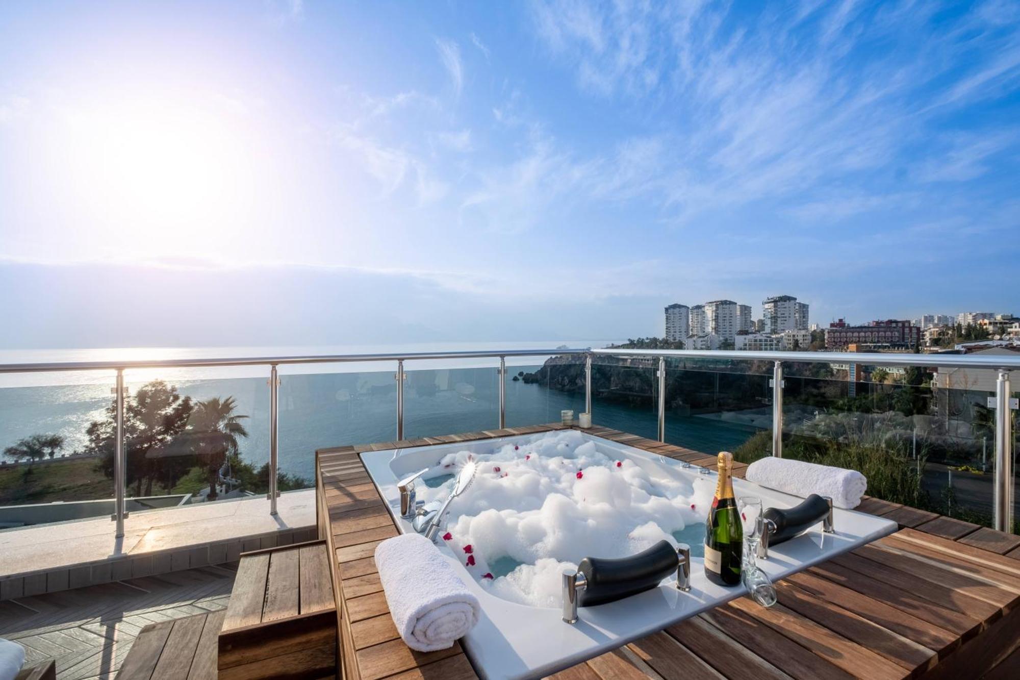 Qinn Hotel Antalya