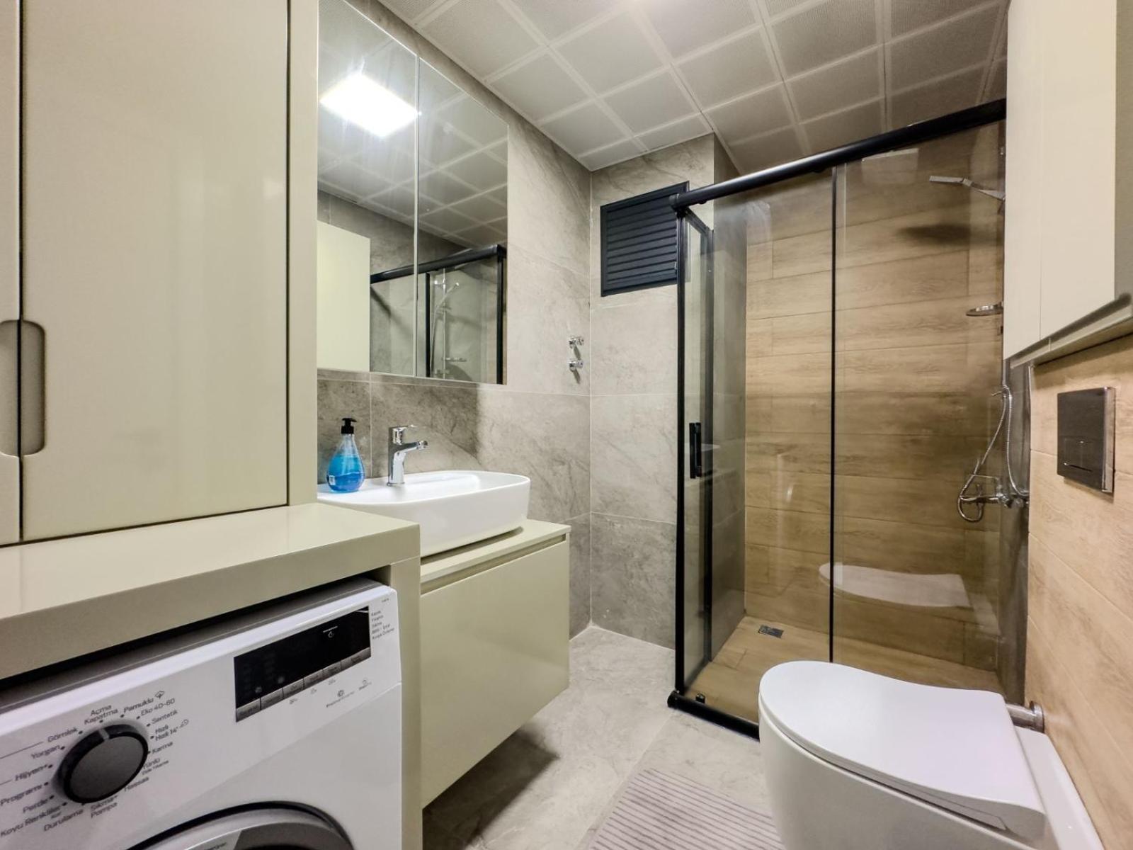 Appartement Havalimanina Yakin Havuzlu 1+1 Lux Antalya
