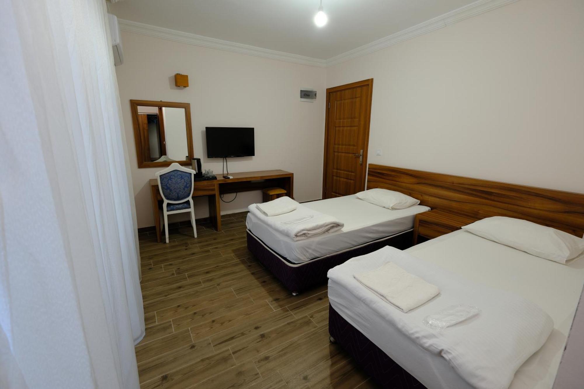 Hotel Venues 2*