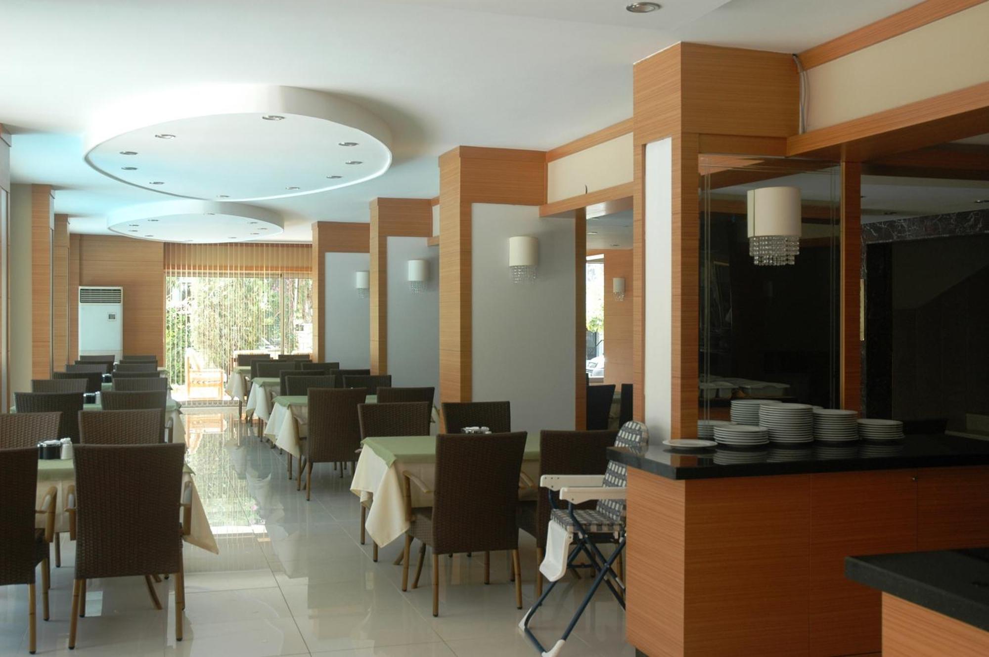 Otel Laguna 3*