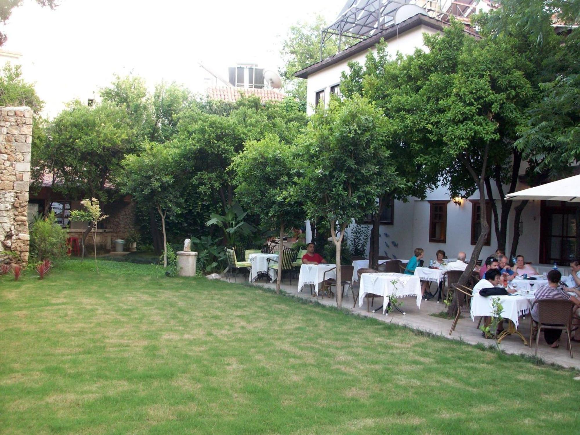 Hotel The Ninova