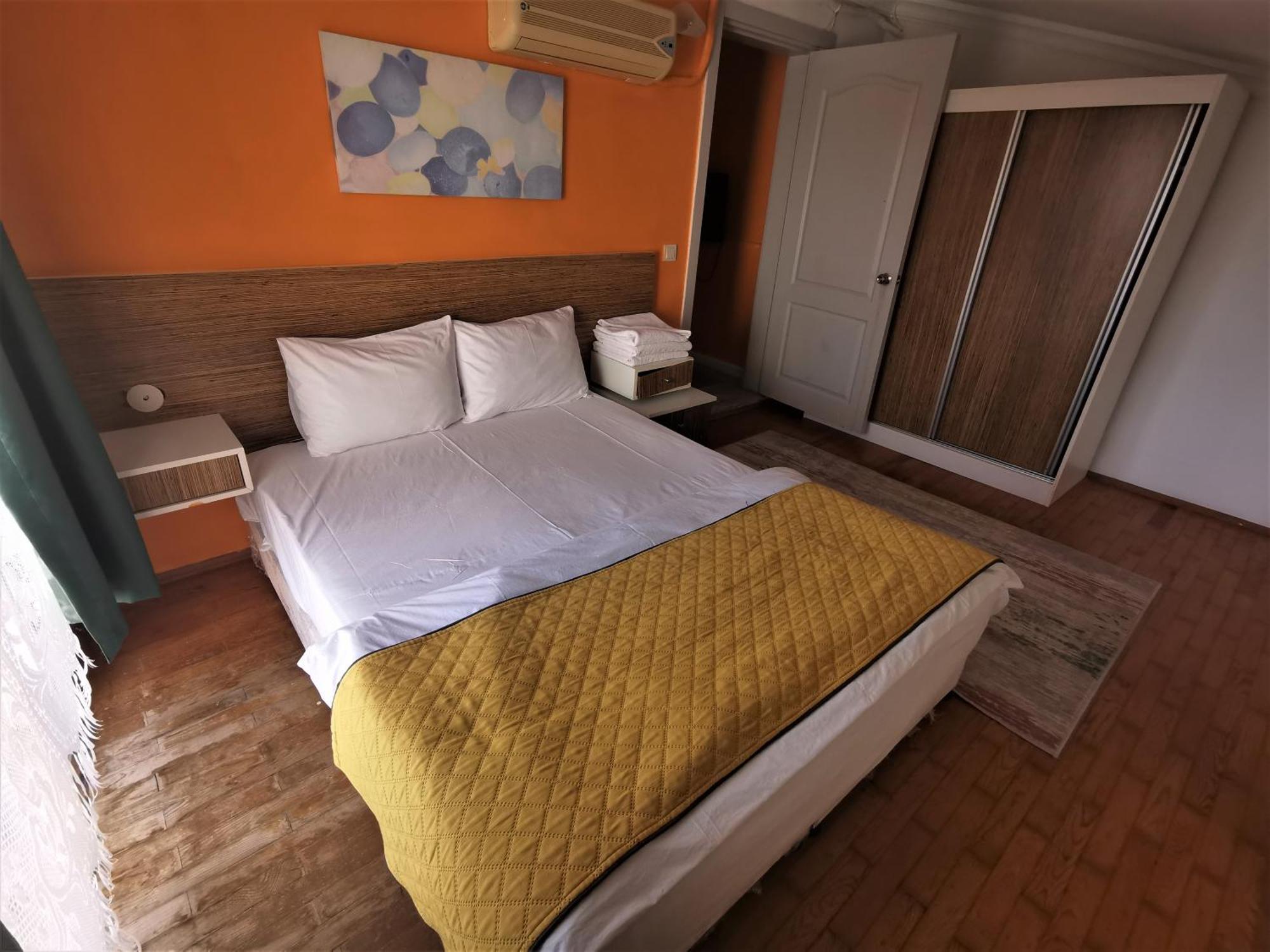 Aparthotel Maya Apart *