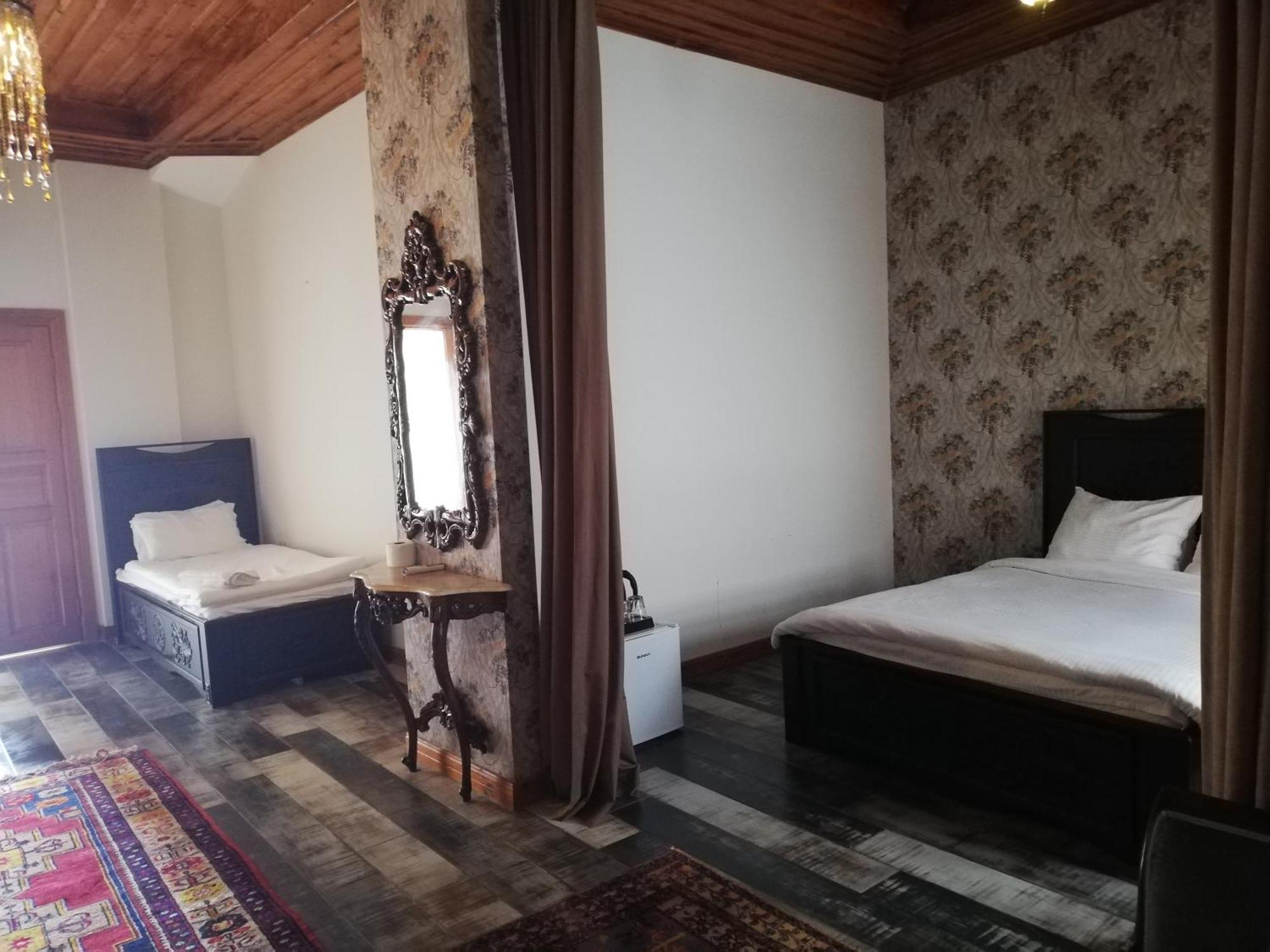 Hotel Woo Town 3*