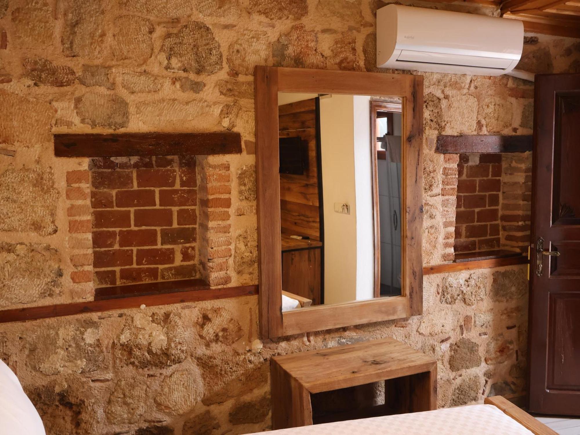 Casa Franco Old Town Hotel