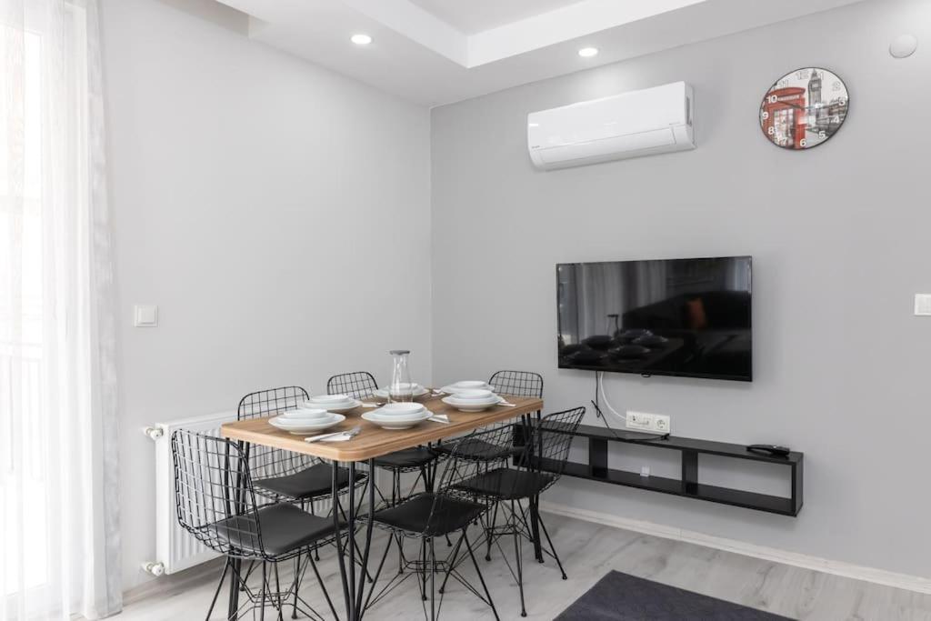7-sehir Merkezinde 4 Yatak Odali Apartment