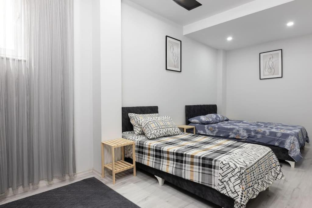 7-sehir Merkezinde 4 Yatak Odali Apartment Antalya
