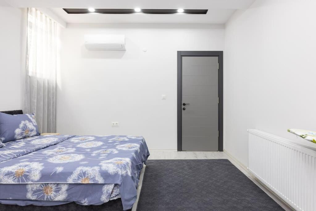 7-sehir Merkezinde 4 Yatak Odali Apartment