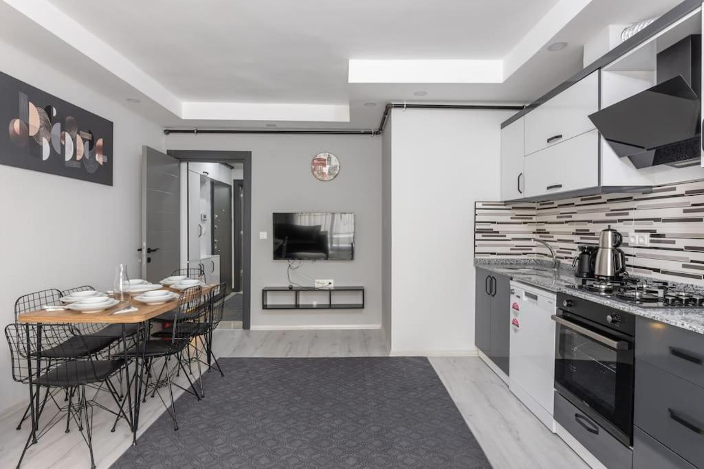 1-kaleici Ve Markantalya'ya Yakin Bueyuek Ev Appartement *